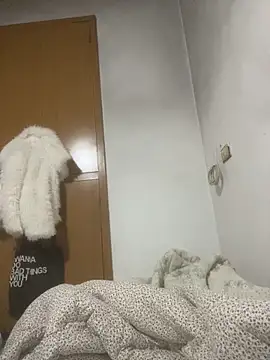 Snapshot of SofiaJoy chatting on 04-02-26, 05:10 SofiaJoy online show from 04-02-26, 05:10