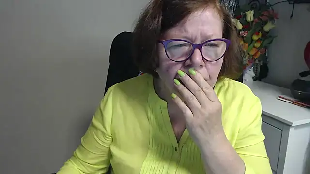 Adelewildx online show from 05-14-26, 03:57