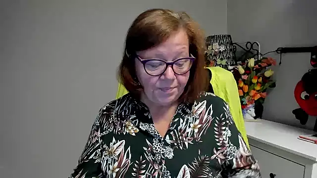 Snapshot of Adelewildx chatting on 07-08-26, 02:38 Adelewildx online show from 07-08-26, 02:38