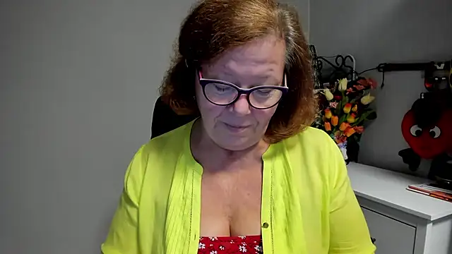 Snapshot of Adelewildx chatting on 07-16-26, 03:34 Adelewildx online show from 07-16-26, 03:34