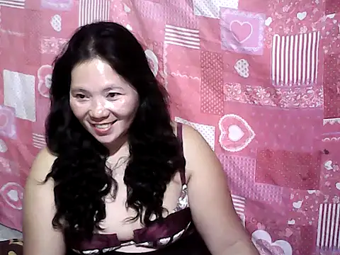 hotpusie 4u online show from 04-13-26, 04:23