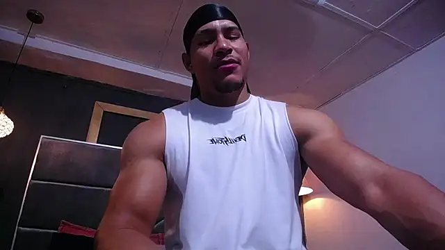 Snapshot of teddyfit19cm chatting on 06-17-26, 01:34 teddyfit19cm online show from 06-17-26, 01:34
