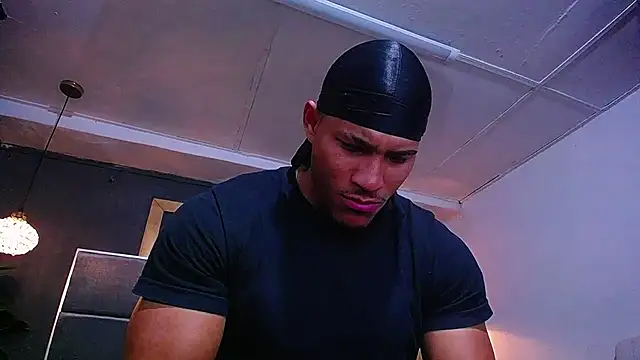 Snapshot of teddyfit19cm chatting on 07-11-26, 01:25 teddyfit19cm online show from 07-11-26, 01:25