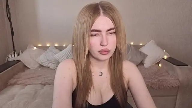 ViolettaLopez online show from 06-08-26, 11:21