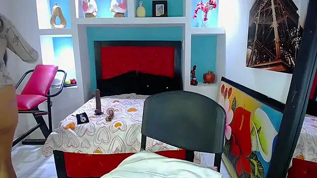 Snapshot of sexy_latynx chatting on 02-21-25, 06:26 sexy latynx online show from 02-21-25, 06:26