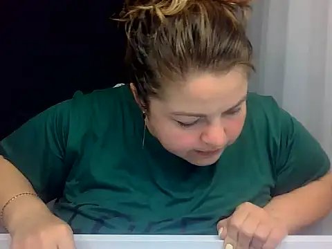 cute  cherry online show from 07-25-26, 10:18