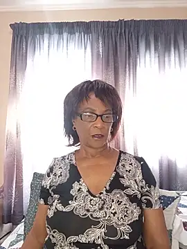 Snapshot of Hotgrannyx chatting on 06-18-26, 09:25 Hotgrannyx online show from 06-18-26, 09:25