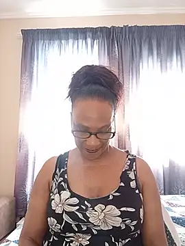 Snapshot of Hotgrannyx chatting on 06-24-26, 10:47 Hotgrannyx online show from 06-24-26, 10:47