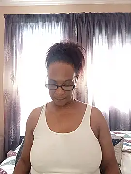 Snapshot of Hotgrannyx chatting on 06-26-26, 10:08 Hotgrannyx online show from 06-26-26, 10:08