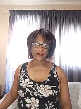 Snapshot of Hotgrannyx chatting on 07-19-26, 05:55 Hotgrannyx online show from 07-19-26, 05:55