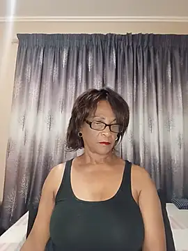 Snapshot of Hotgrannyx chatting on 07-24-26, 05:22 Hotgrannyx online show from 07-24-26, 05:22