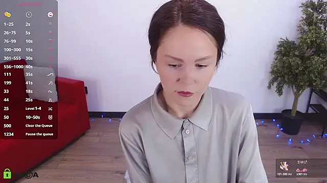 Snapshot of VickyGolden chatting on 06-14-26, 05:20 VickyGolden online show from 06-14-26, 05:20