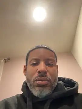 Snapshot of SlightEvidence chatting on 01-08-25, 10:59 SlightEvidence online show from 01-08-25, 10:59