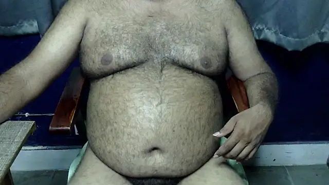 Snapshot of hairysubcub_70 chatting on 07-14-26, 10:21 hairysubcub 70 online show from 07-14-26, 10:21