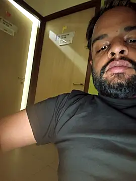 Snapshot of yashu9 chatting on 03-22-26, 11:08 yashu9 online show from 03-22-26, 11:08