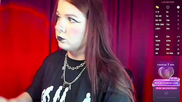 Snapshot of auroralatexprincess chatting on 05-04-26, 03:52 auroralatexprincess online show from 05-04-26, 03:52