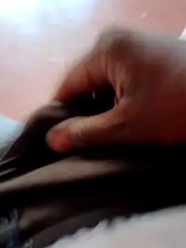 dinesh682 online show from 04-15-26, 05:47