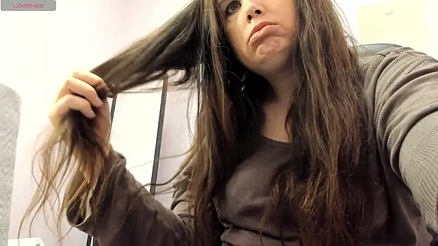 BattyMoll online show from 04-07-26, 03:45