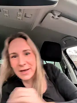 NaomiAndFriends online show from 02-24-26, 07:39