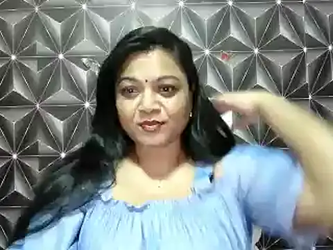 Snapshot of IndianDelia chatting on 06-21-26, 04:53 IndianDelia online show from 06-21-26, 04:53