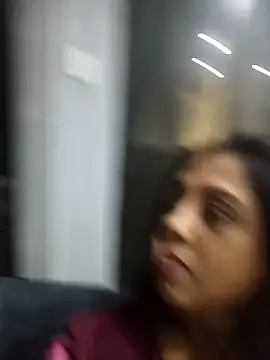 Mahi4luv online show from 02-11-25, 09:46