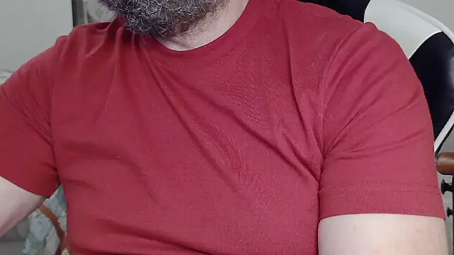 Snapshot of usdirtymikee9 chatting on 06-10-26, 03:50 usdirtymikee9 online show from 06-10-26, 03:50