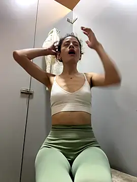 alana15 online show from 11-02-25, 02:19