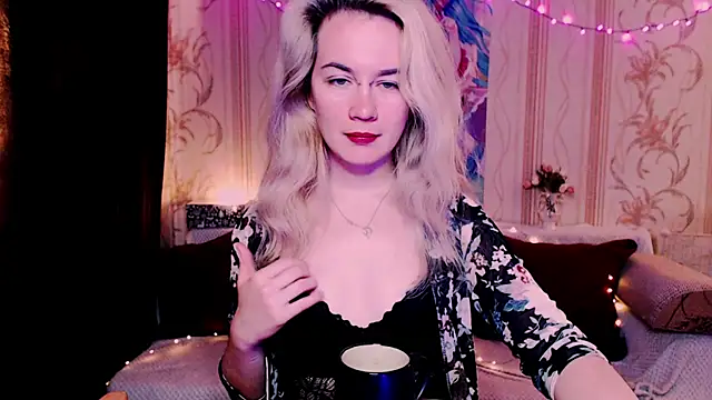 xxxcharismaaa online show from 04-15-26, 03:57