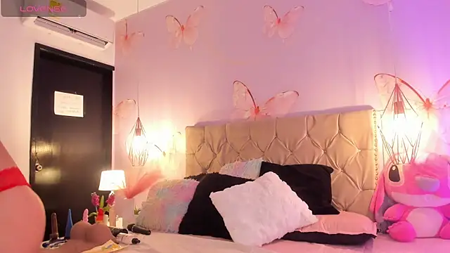 Vivi prinncess online show from 03-21-26, 12:04