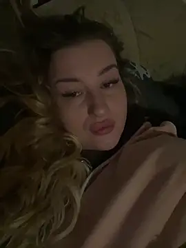 Snapshot of Mandy_Belcher chatting on 11-14-25, 03:22 Mandy Belcher online show from 11-14-25, 03:22