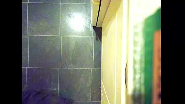 hairyuncut00 online show from 04-16-26, 09:50