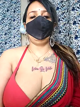 Snapshot of cute-tanvi chatting on 01-17-26, 01:10 cute-tanvi online show from 01-17-26, 01:10