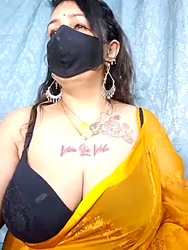 Snapshot of cute-tanvi chatting on 02-14-26, 01:24 cute-tanvi online show from 02-14-26, 01:24