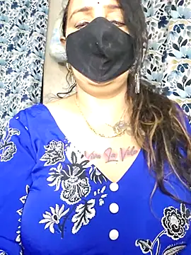 Snapshot of cute-tanvi chatting on 03-28-26, 12:21 cute-tanvi online show from 03-28-26, 12:21