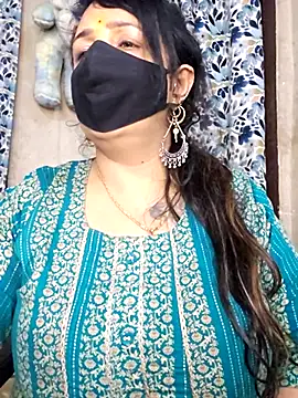 Snapshot of cute-tanvi chatting on 04-07-26, 12:49 cute-tanvi online show from 04-07-26, 12:49