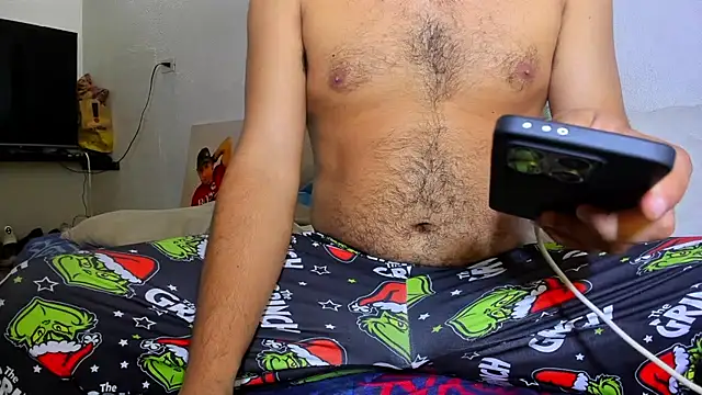 Snapshot of ares_sexxx chatting on 01-13-26, 04:23 ares sexxx online show from 01-13-26, 04:23