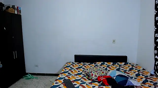 Snapshot of ares_sexxx chatting on 01-14-26, 07:41 ares sexxx online show from 01-14-26, 07:41