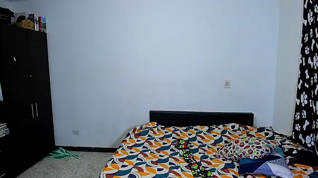 Snapshot of ares_sexxx chatting on 01-16-26, 09:57 ares sexxx online show from 01-16-26, 09:57