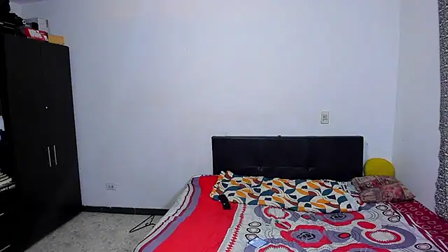 Snapshot of ares_sexxx chatting on 03-07-26, 04:48 ares sexxx online show from 03-07-26, 04:48