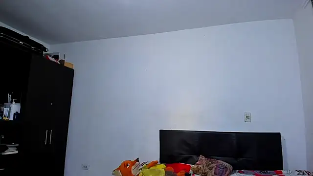 Snapshot of ares_sexxx chatting on 03-16-26, 09:30 ares sexxx online show from 03-16-26, 09:30