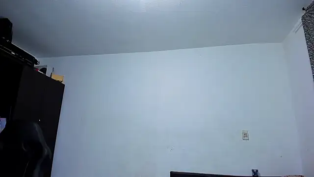 Snapshot of ares_sexxx chatting on 04-09-26, 01:05 ares sexxx online show from 04-09-26, 01:05