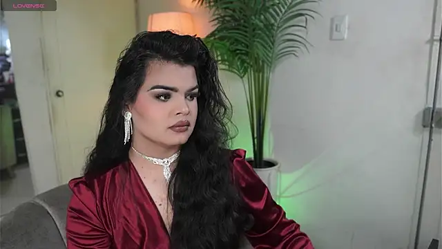 artechloe online show from 10-11-25, 11:25