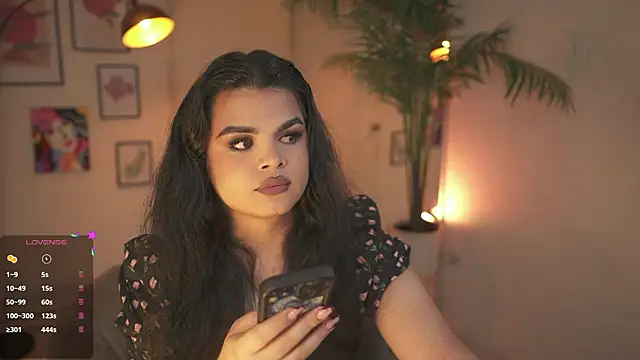 artechloe online show from 01-15-26, 01:05