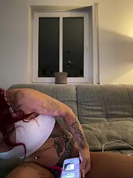 Pia July  online show from 04-16-26, 07:25