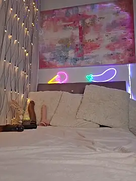 AfroditeReed online show from 04-06-26, 08:26