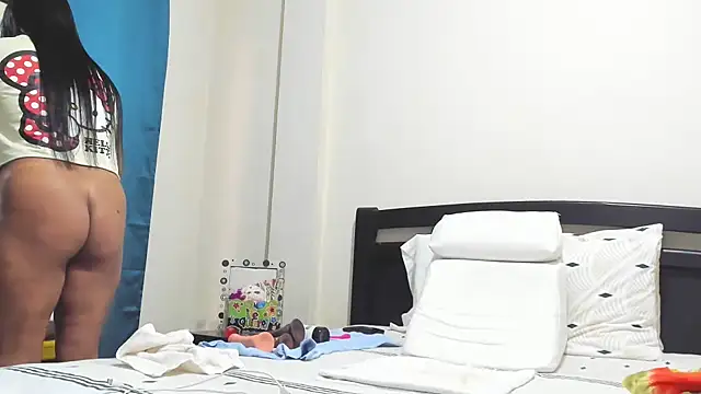 mara2020 69 online show from 12-18-25, 12:44