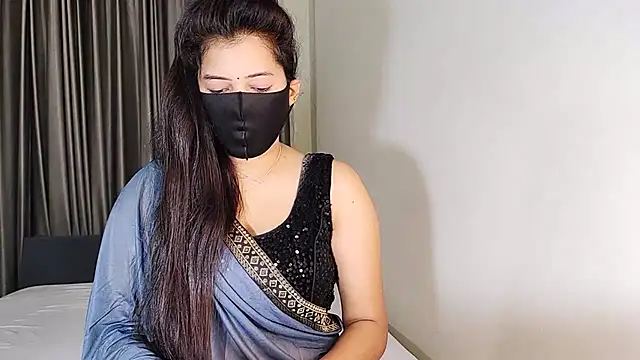 YourLovelyQueen online show from 12-23-24, 04:22