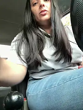 YummyAnna  online show from 03-12-26, 08:37