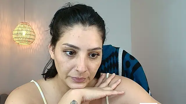 YummyAnna  online show from 05-13-26, 08:06