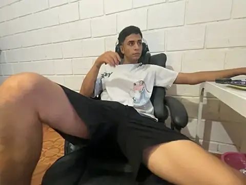 Max TheHorseDick online show from 03-06-26, 08:22